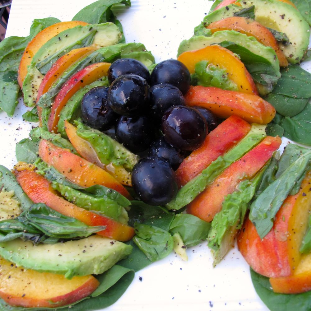 peach-avocado salad with basil