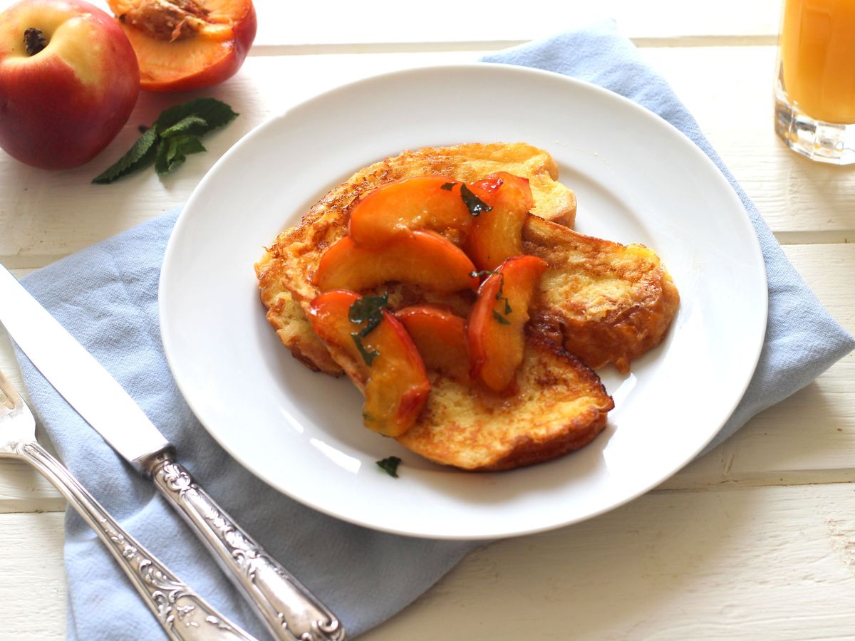 French toast with nectarines roasted