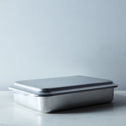 NordicWare Aluminum Cake Pan With Lid