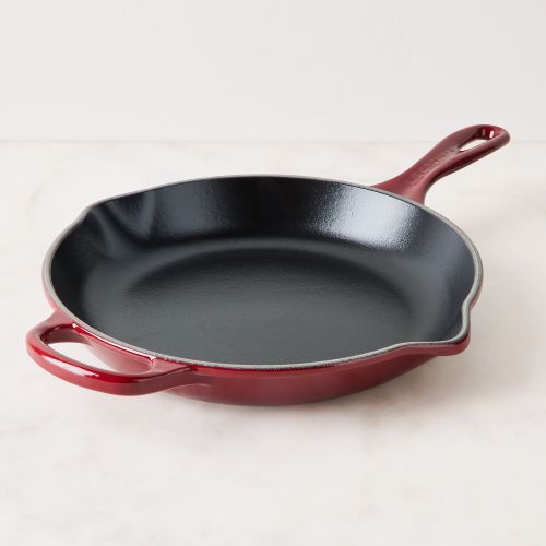 Le Creuset Enameled Cast Iron Signature Square Skillet Grill, 10.25, Flame