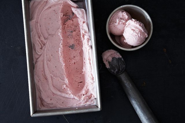 Vegan Ice Cream: Strawberry Vanilla Coconut Ice Cream