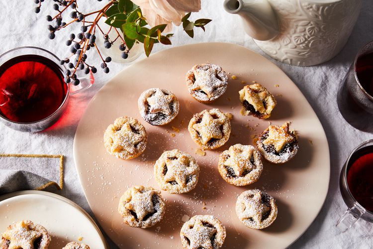 Best Mince Pie Recipe - How to Make Christmas Mincemeat Pies