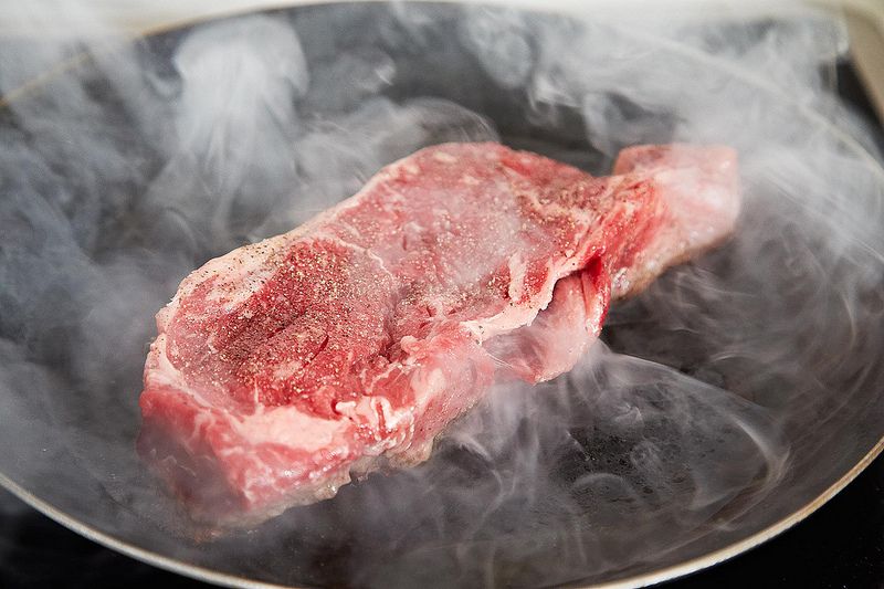 Searing steak from Food52