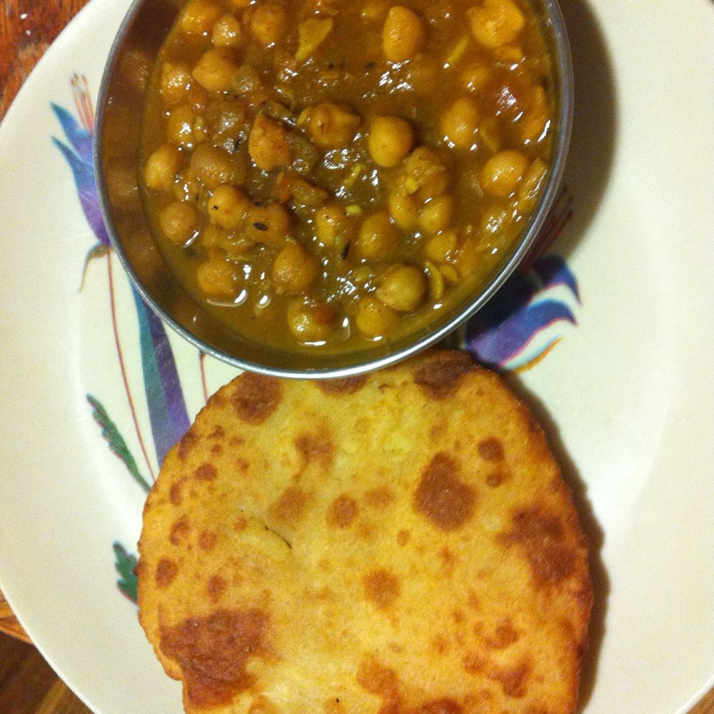 chole bhatura- chickpeas or garbanzo beans with fried bread
